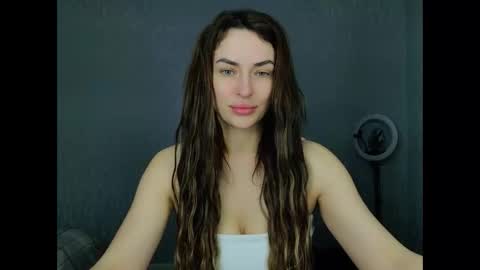 Kira love1 online show from 04-18-26, 05:44