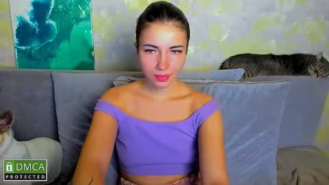 Snapshot of kira_moon_1 chatting on 11-15-25, 07:43 Kira online show from 11-15-25, 07:43