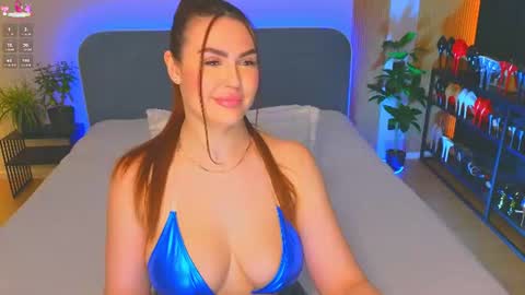Snapshot of kira_sexxx chatting on 06-28-26, 08:37 Kira online show from 06-28-26, 08:37