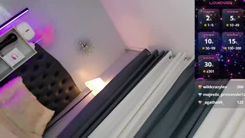 KIRA online show from 12-12-24, 06:14