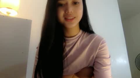 KIRA online show from 04-24-26, 09:50