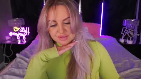 Kira online show from 10-05-25, 09:45