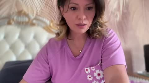 KiraDivine online show from 04-24-26, 12:07