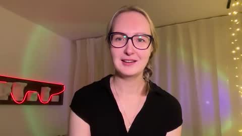 KiraFatex online show from 09-12-25, 06:08