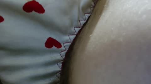 KiraGoldens online show from 11-22-25, 08:46