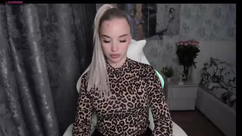 kirakrox online show from 09-08-25, 05:23