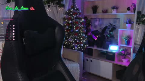 Kira    online show from 12-20-24, 09:28