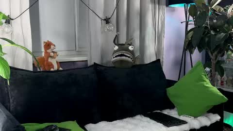 Kira    online show from 04-24-26, 06:21