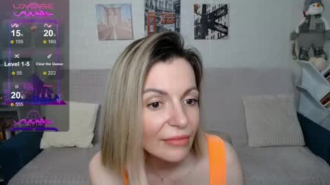 Snapshot of kiramartins_cat chatting on 12-06-24, 05:00 kiramartins cat online show from 12-06-24, 05:00