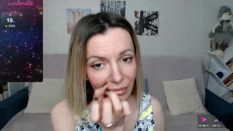 Snapshot of kiramartins_cat chatting on 12-27-24, 05:16 kiramartins cat online show from 12-27-24, 05:16