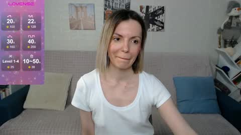 Snapshot of kiramartins_cat chatting on 01-24-25, 06:25 kiramartins cat online show from 01-24-25, 06:25