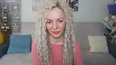 Snapshot of kiramartins_cat chatting on 11-26-25, 05:25 kiramartins cat online show from 11-26-25, 05:25