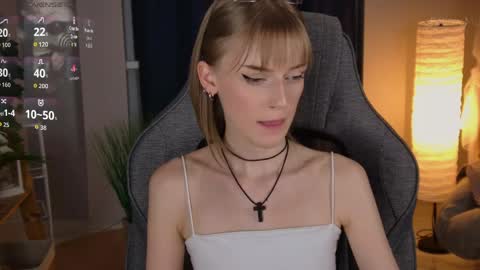 Kira online show from 04-11-26, 07:45