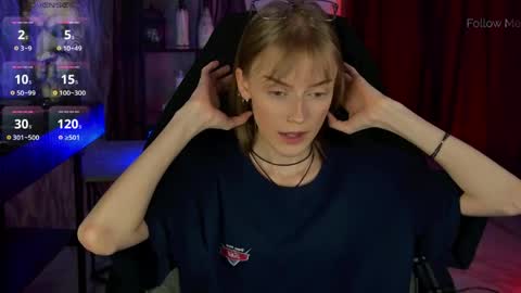 Kira online show from 04-12-26, 03:00