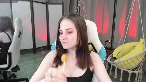 KiraParker online show from 04-24-26, 08:11