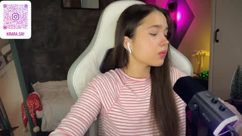 Snapshot of kirarasay chatting on 12-27-24, 11:28 Kira online show from 12-27-24, 11:28