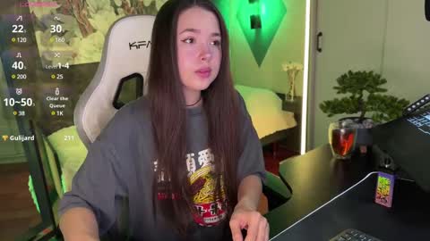 Snapshot of kirarasay chatting on 02-25-25, 11:30 Kira online show from 02-25-25, 11:30