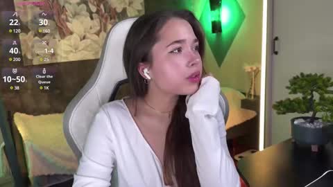 Snapshot of kirarasay chatting on 03-06-25, 09:36 Kira online show from 03-06-25, 09:36