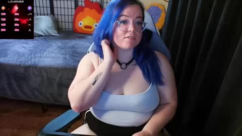 Snapshot of kiraspitqueen chatting on 01-12-25, 02:45 KiraSpitQueen online show from 01-12-25, 02:45