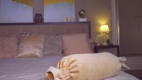 kirasunny online show from 06-19-26, 01:26