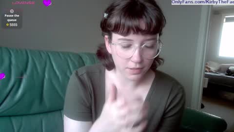 Snapshot of kirbythefae chatting on 12-03-24, 12:46 Kirby online show from 12-03-24, 12:46
