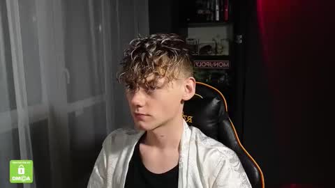 Kirill and Andrey online show from 11-10-25, 01:37