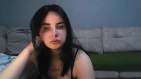 Kira online show from 11-02-25, 06:43