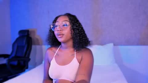 kishalove_ online show from 11-12-25, 10:37