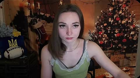 Snapshot of kiss_shy chatting on 12-25-24, 08:40 Valeria online show from 12-25-24, 08:40
