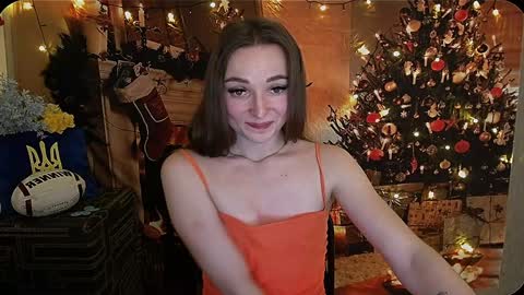 Snapshot of kiss_shy chatting on 12-25-24, 11:43 Valeria online show from 12-25-24, 11:43