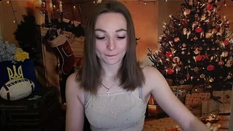 Snapshot of kiss_shy chatting on 12-26-24, 06:09 Valeria online show from 12-26-24, 06:09