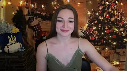 Snapshot of kiss_shy chatting on 12-29-24, 09:28 Valeria online show from 12-29-24, 09:28