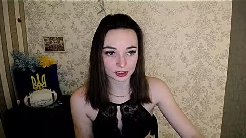 Snapshot of kiss_shy chatting on 01-13-25, 06:06 Valeria online show from 01-13-25, 06:06