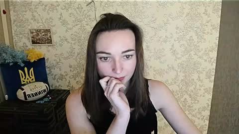 Snapshot of kiss_shy chatting on 01-17-25, 09:39 Valeria online show from 01-17-25, 09:39