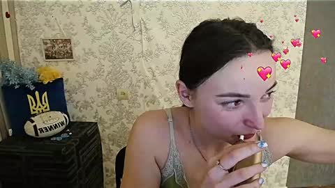 Snapshot of kiss_shy chatting on 01-20-25, 03:50 Valeria online show from 01-20-25, 03:50