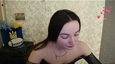 Snapshot of kiss_shy chatting on 01-21-25, 09:35 Valeria online show from 01-21-25, 09:35