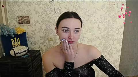 Snapshot of kiss_shy chatting on 01-21-25, 12:39 Valeria online show from 01-21-25, 12:39