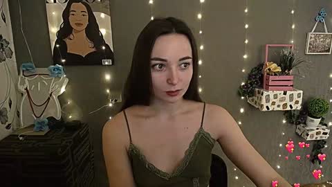 Snapshot of kiss_shy chatting on 02-03-25, 06:45 Valeria online show from 02-03-25, 06:45