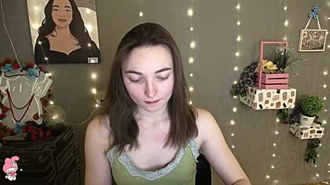 Snapshot of kiss_shy chatting on 02-08-25, 09:24 Valeria online show from 02-08-25, 09:24
