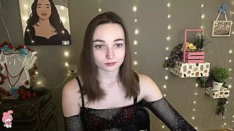 Snapshot of kiss_shy chatting on 02-08-25, 02:05 Valeria online show from 02-08-25, 02:05