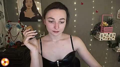 Snapshot of kiss_shy chatting on 02-24-25, 06:16 Valeria online show from 02-24-25, 06:16