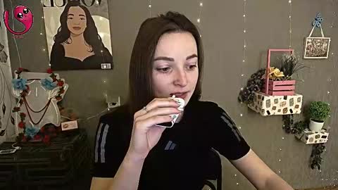 Snapshot of kiss_shy chatting on 03-03-25, 08:27 Valeria online show from 03-03-25, 08:27
