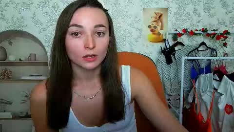 Snapshot of kiss_shy chatting on 10-09-25, 02:26 Valeria online show from 10-09-25, 02:26