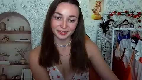 Snapshot of kiss_shy chatting on 10-11-25, 02:26 Valeria online show from 10-11-25, 02:26