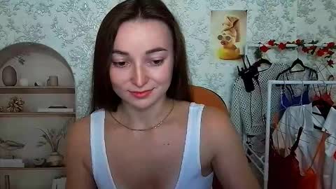 Snapshot of kiss_shy chatting on 10-12-25, 02:05 Valeria online show from 10-12-25, 02:05