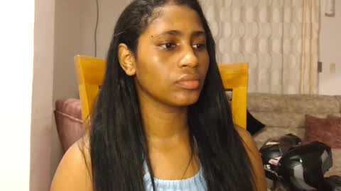 Snapshot of kiss_violet chatting on 05-13-26, 01:03 Violet online show from 05-13-26, 01:03