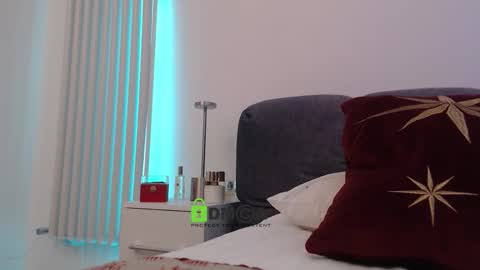 Snapshot of kissabella chatting on 02-21-26, 07:37 Alexandra online show from 02-21-26, 07:37