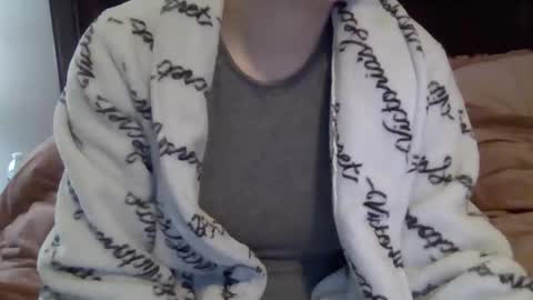 kissandtell1357 online show from 11-18-25, 03:27