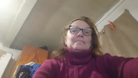 Snapshot of kissandvibe chatting on 10-15-25, 03:56 kissandvibe online show from 10-15-25, 03:56