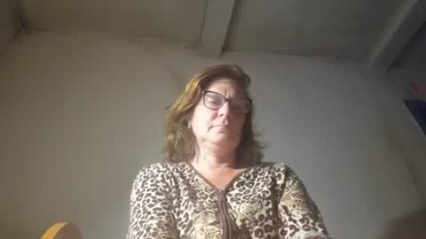 kissandvibe online show from 08-01-26, 07:46